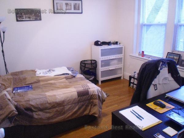 2 bed, 1 bath apartment for rent at 35 Orkney Rd Unit 10, Brighton — photo 4 of 4