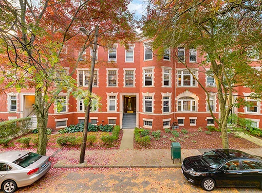 12 Strathmore Rd, Brookline Hills