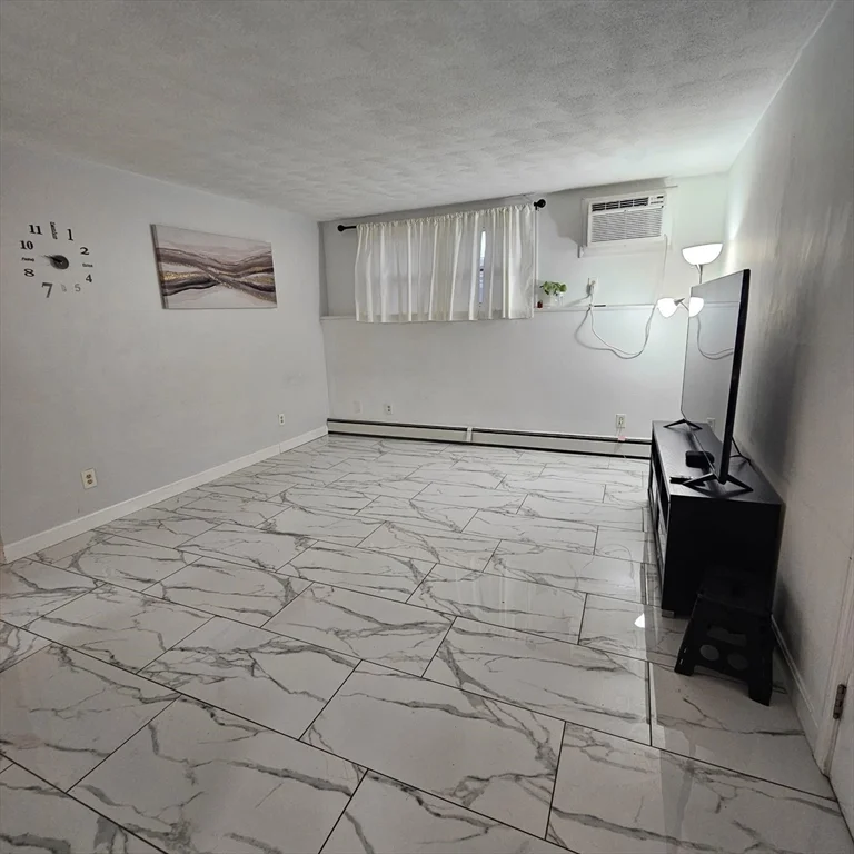 1129 North Shore Rd, Revere