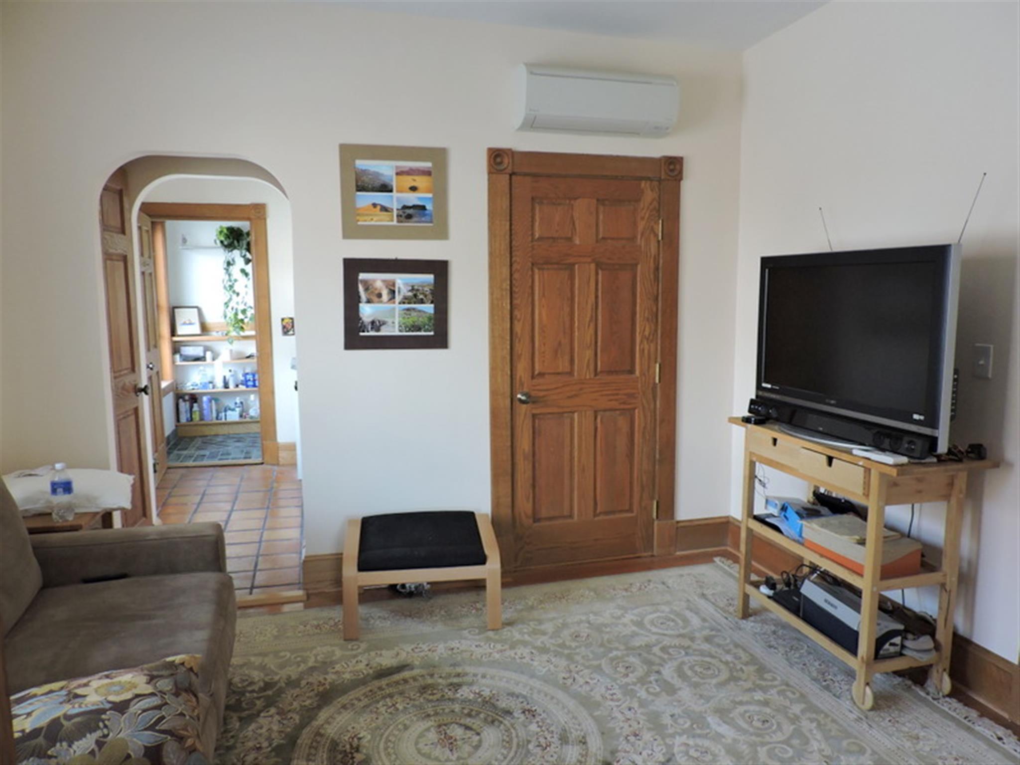 1.5 bed, 1 bath apartment for rent at 900 Massachusetts Ave Unit 7, Central Square — photo 5 of 19