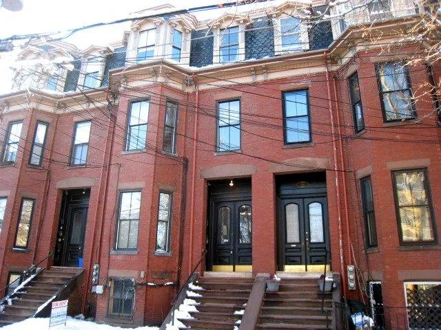 194 Central St, Winter Hill