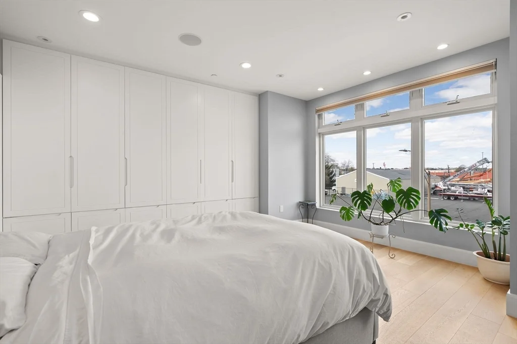 520 Dorchester Ave, South Boston