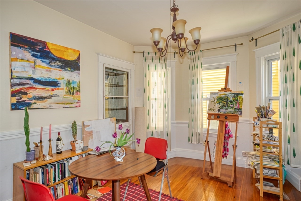 387 Huron Ave, West Cambridge