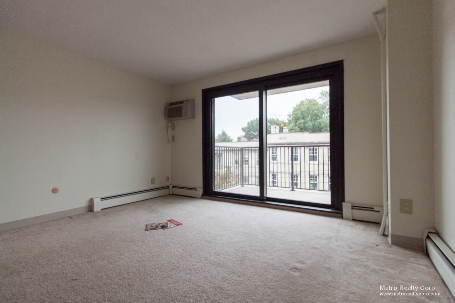 80 Pleasant St, Coolidge Corner