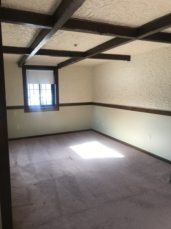 75 Winthrop St, Everett