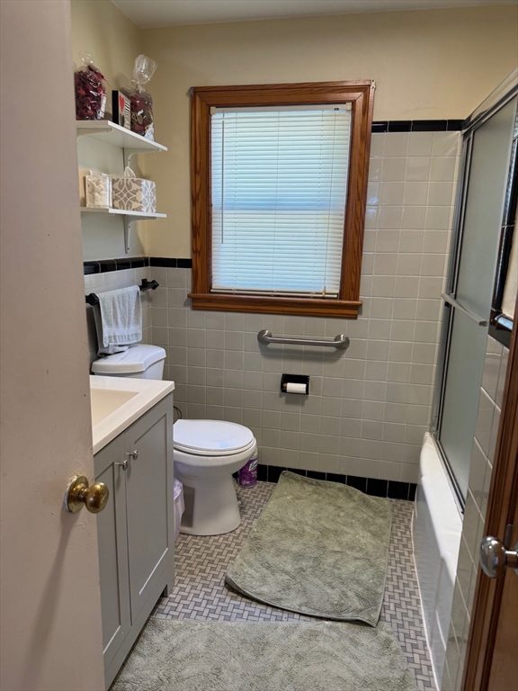 87 Starr St, Leominster