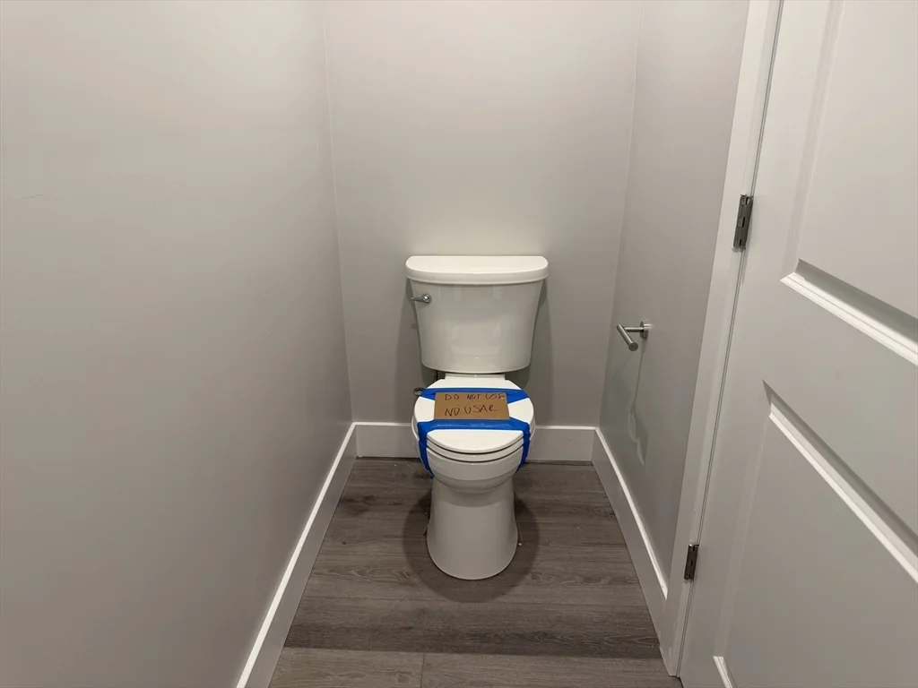 251 Sladen St, Dracut