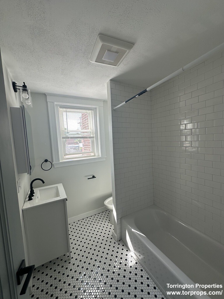 840 Massachusetts Ave, Arlington