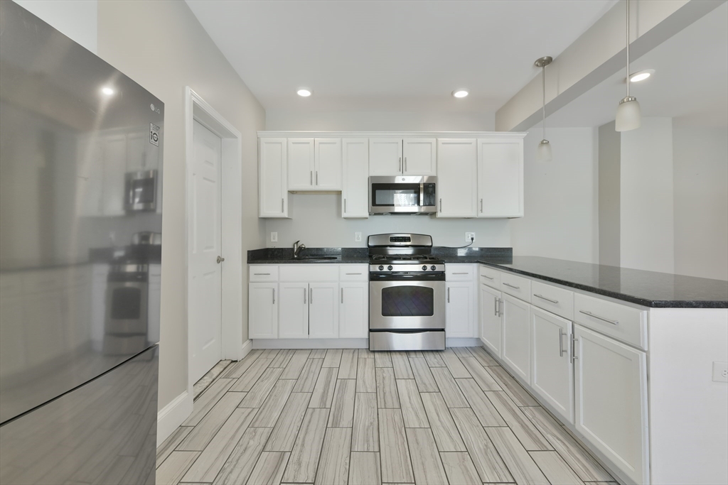 10 Howell Ct, Chelsea