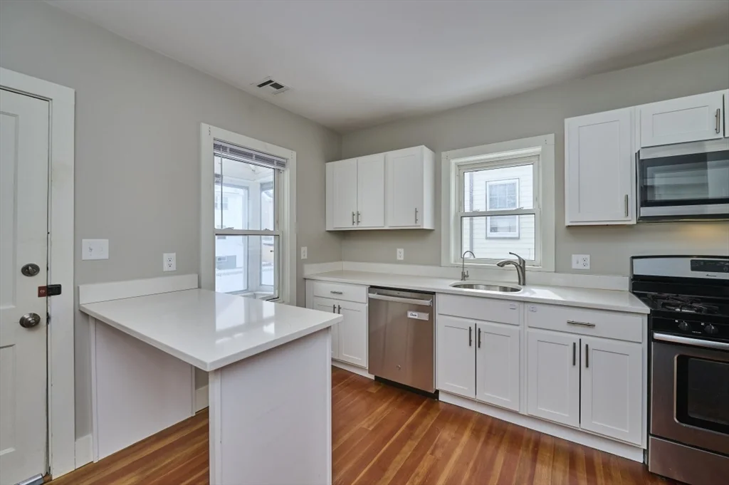 22 Burget Ave, Tufts University