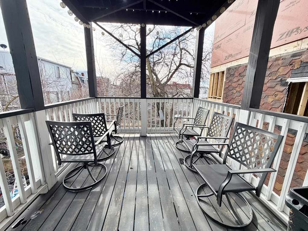 63 Marion St, East Boston