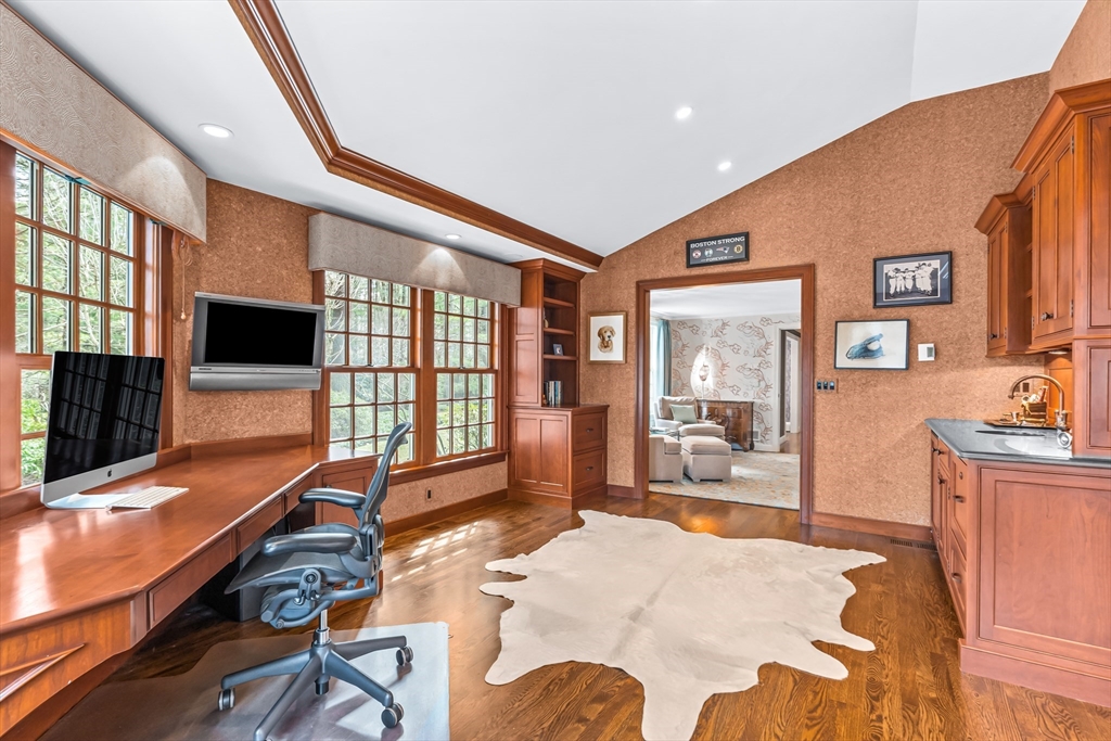 22 Chadwick Rd, Weston