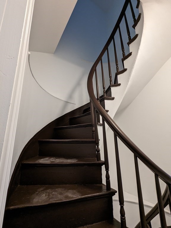 4 bed, 3 bath apartment for rent at 207 Athens St Unit 1, South Boston — photo 10 of 18