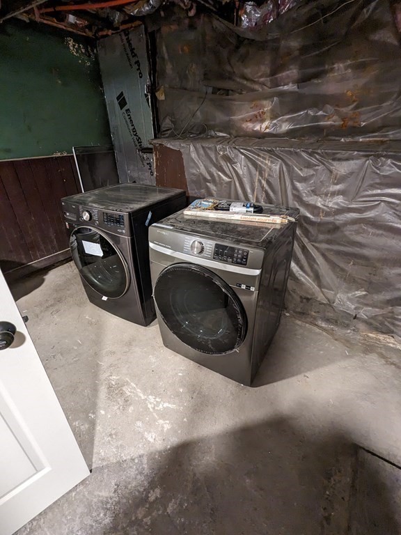 4 bed, 3 bath apartment for rent at 207 Athens St Unit 1, South Boston — photo 14 of 18