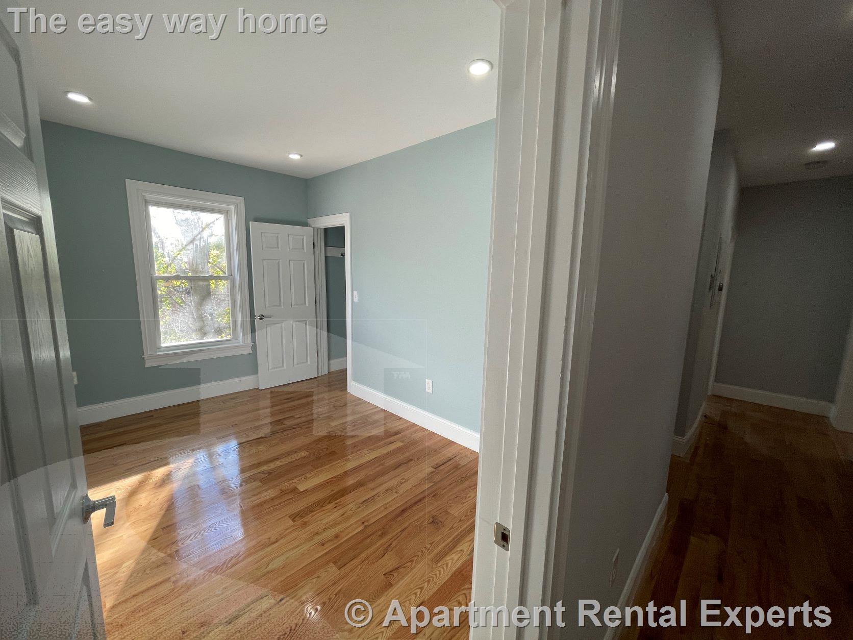 372 Oxford St, Porter Square