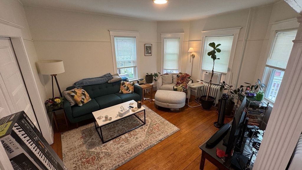 66 Hall Ave, Powder House Square