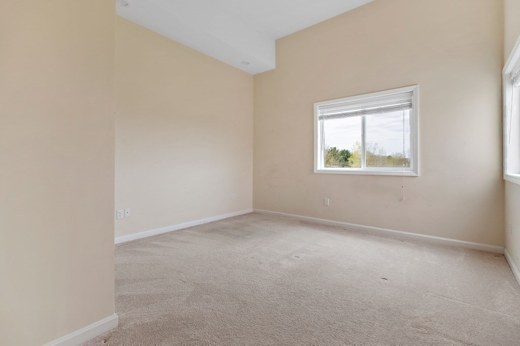 39 John Hancock Dr, Ashland