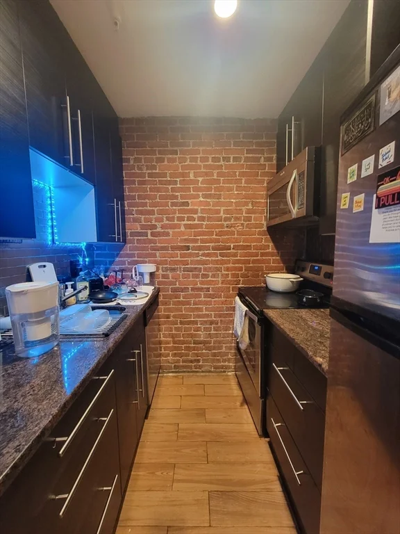 1203 Beacon St, Coolidge Corner