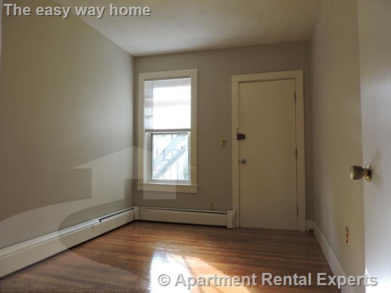 25 Elmer St, Harvard Square