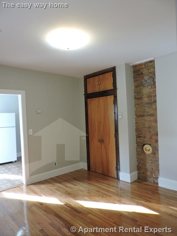 7 Elmer St, Riverside