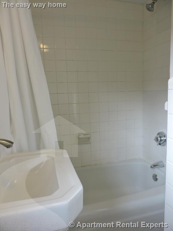 7 Elmer St, Riverside