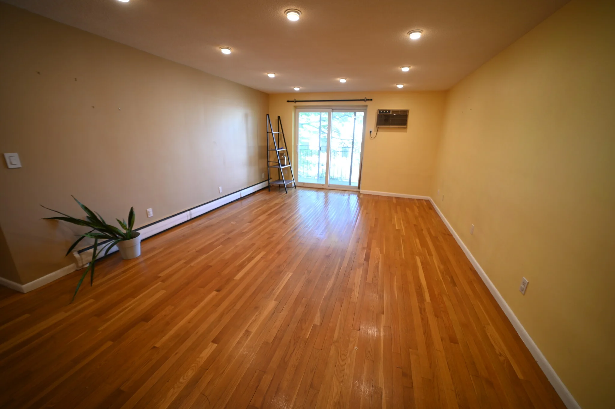 50 Green St, Coolidge Corner