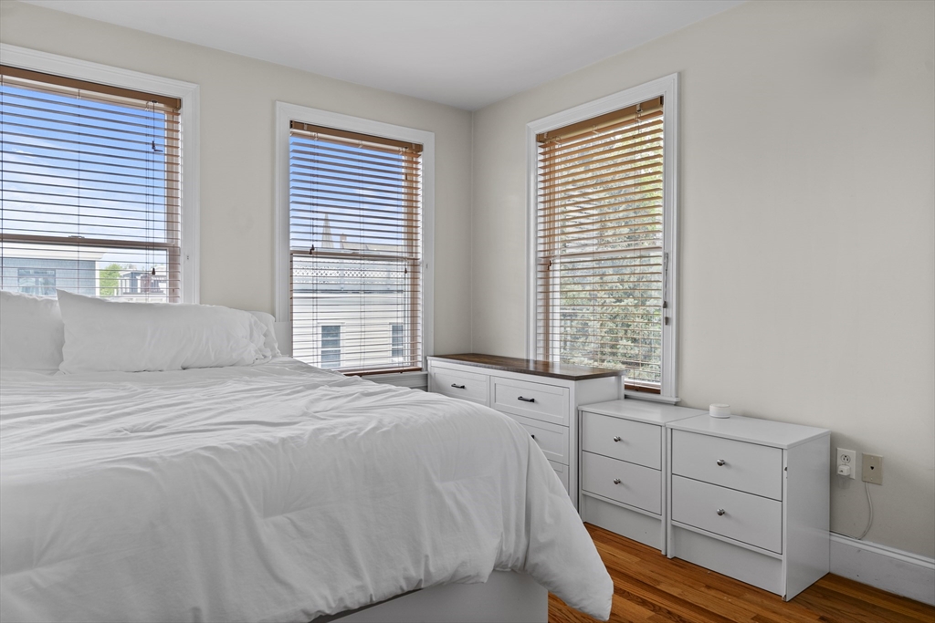 320 W Broadway, South Boston