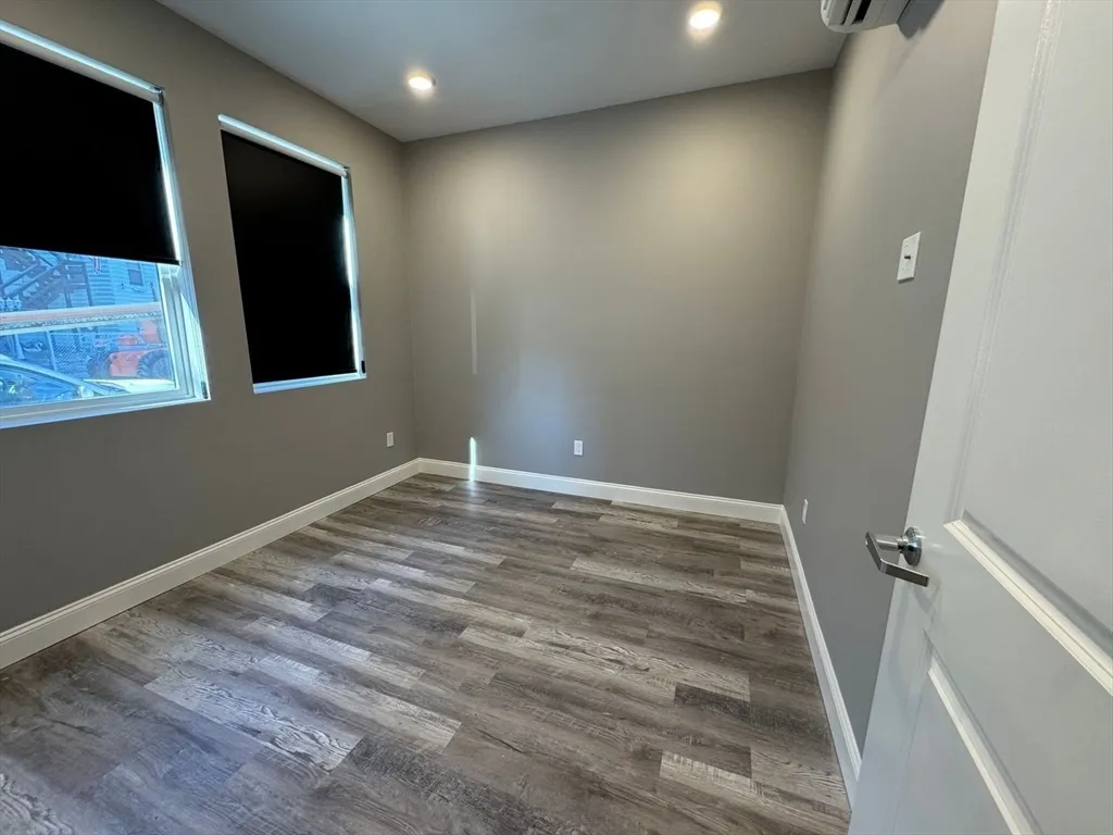 1473 N Shore Rd, Revere