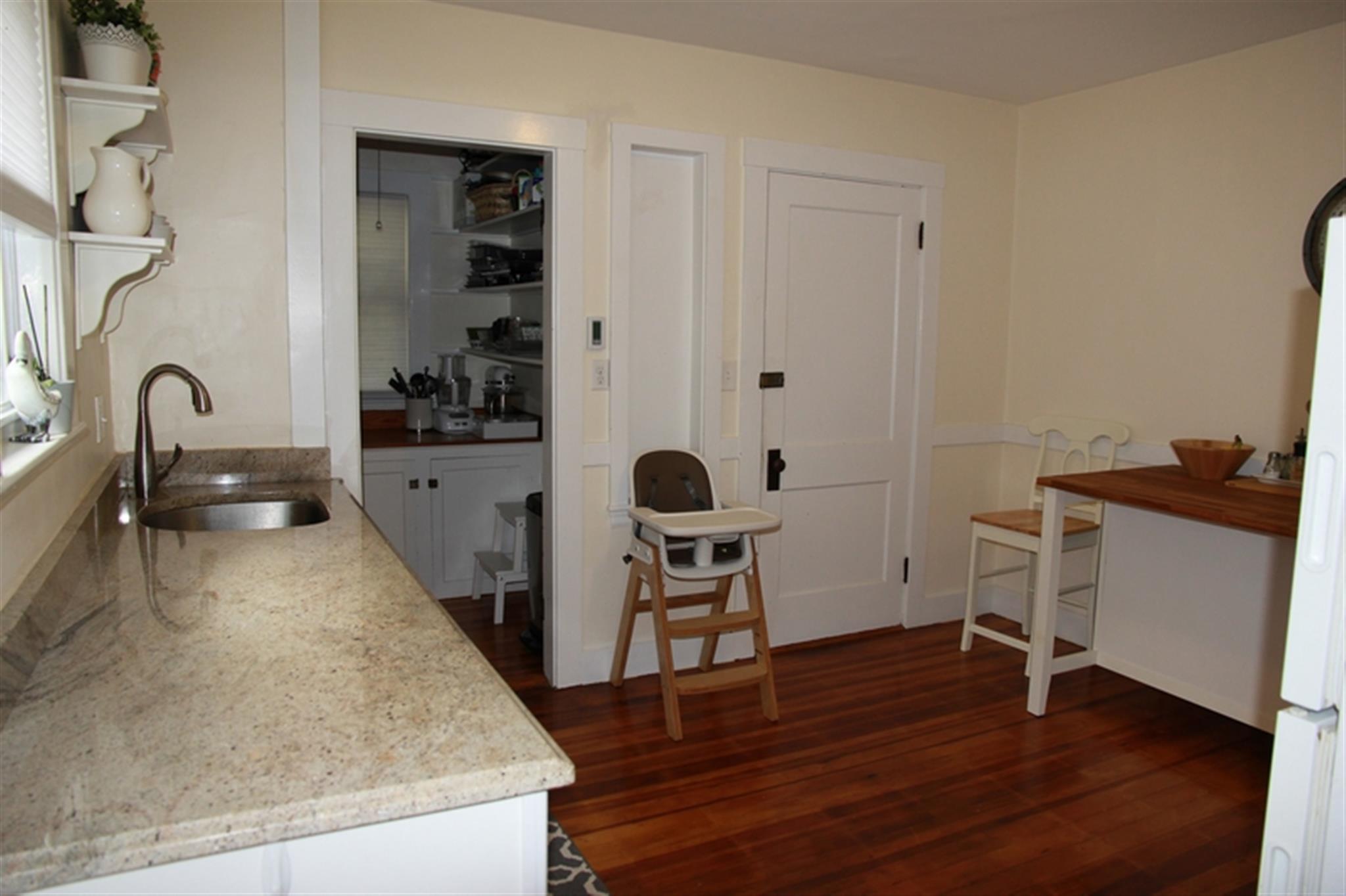2.5 bed, 1 bath apartment for rent at 42 Standish St Unit 1, Huron Village — photo 5 of 14