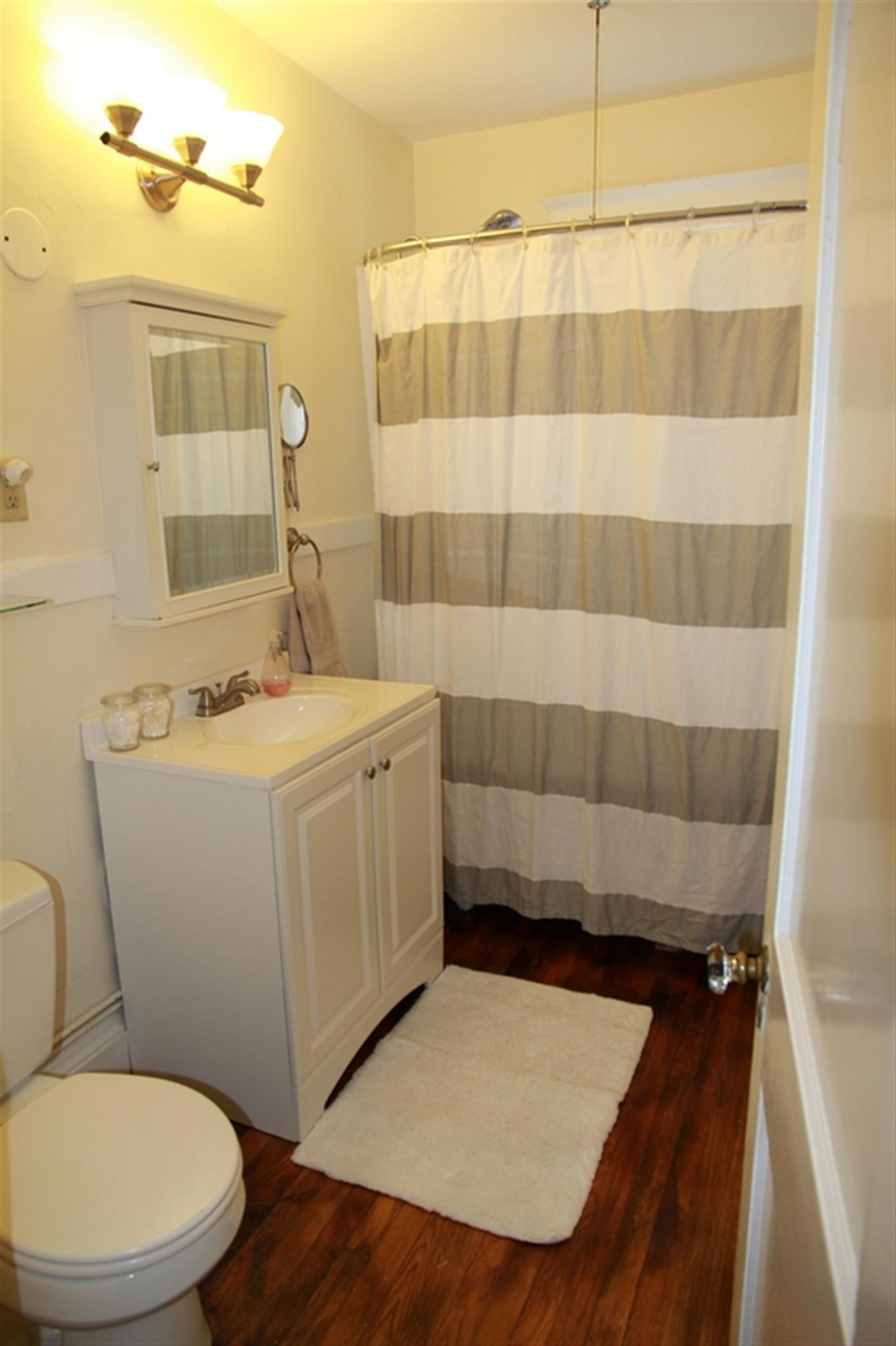 2.5 bed, 1 bath apartment for rent at 42 Standish St Unit 1, Huron Village — photo 11 of 14