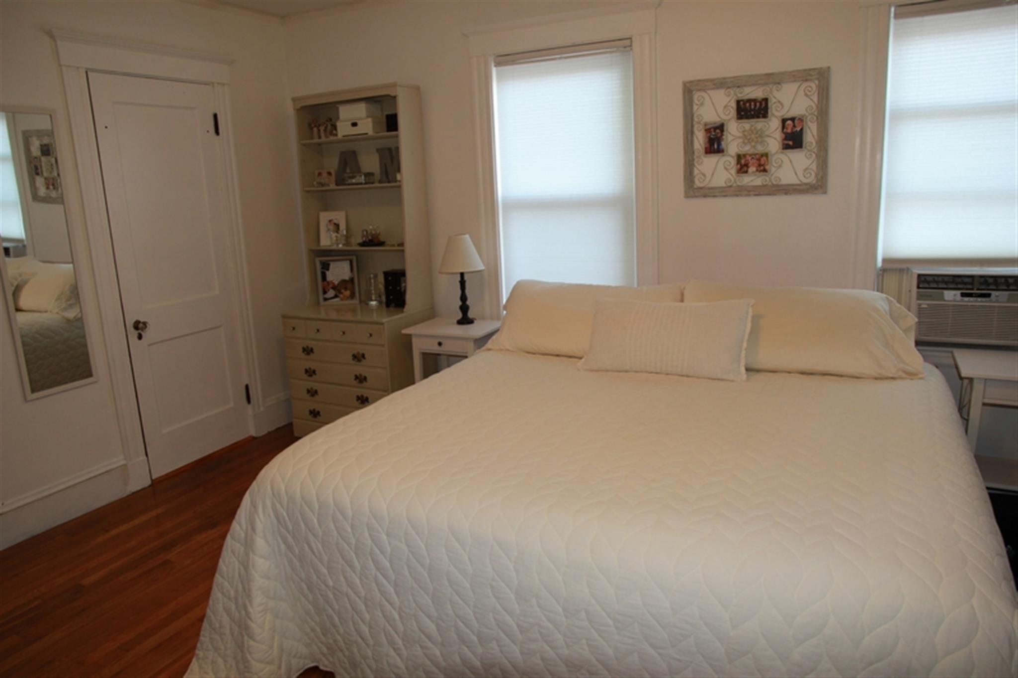 2.5 bed, 1 bath apartment for rent at 42 Standish St Unit 1, Huron Village — photo 13 of 14