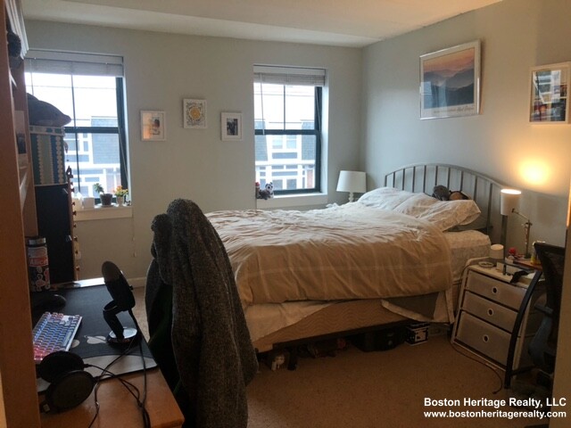 2 bed, 1 bath apartment for rent at 3 Douglass Park Unit 417, Fenway — photo 7 of 10