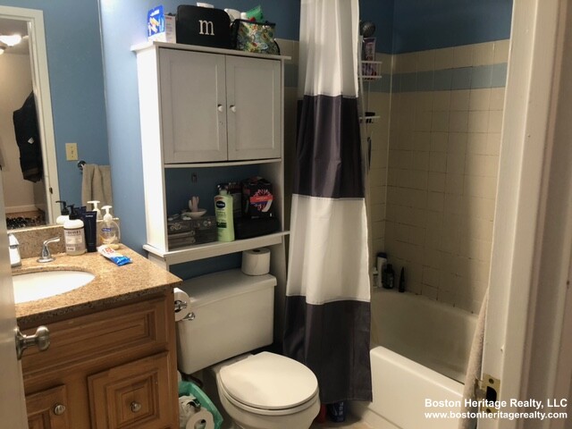 2 bed, 1 bath apartment for rent at 3 Douglass Park Unit 417, Fenway — photo 10 of 10