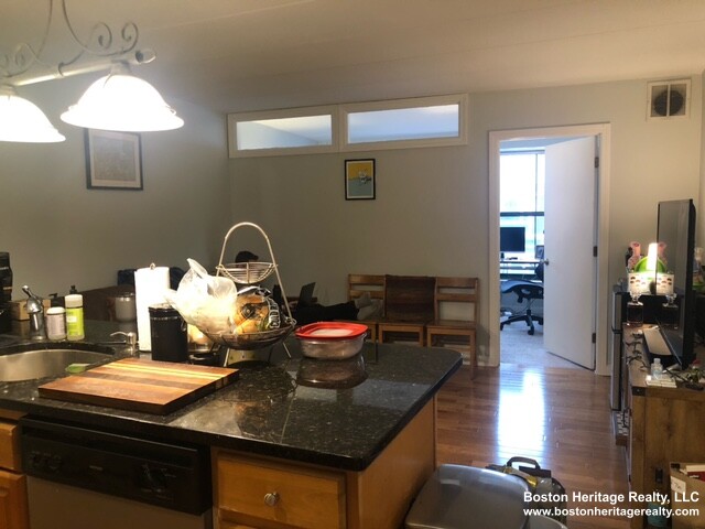 2 bed, 1 bath apartment for rent at 3 Douglass Park Unit 417, Fenway — photo 2 of 10