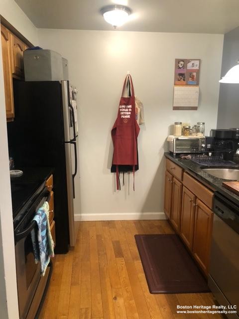 2 bed, 1 bath apartment for rent at 3 Douglass Park Unit 417, Fenway — photo 6 of 10