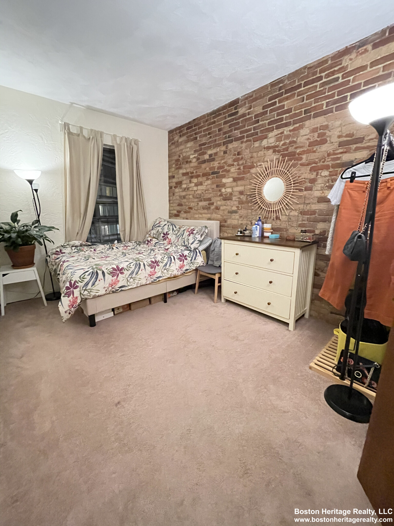 1 bed, 1 bath apartment for rent at 10 Westland Ave Unit 3, Fenway — photo 7 of 10