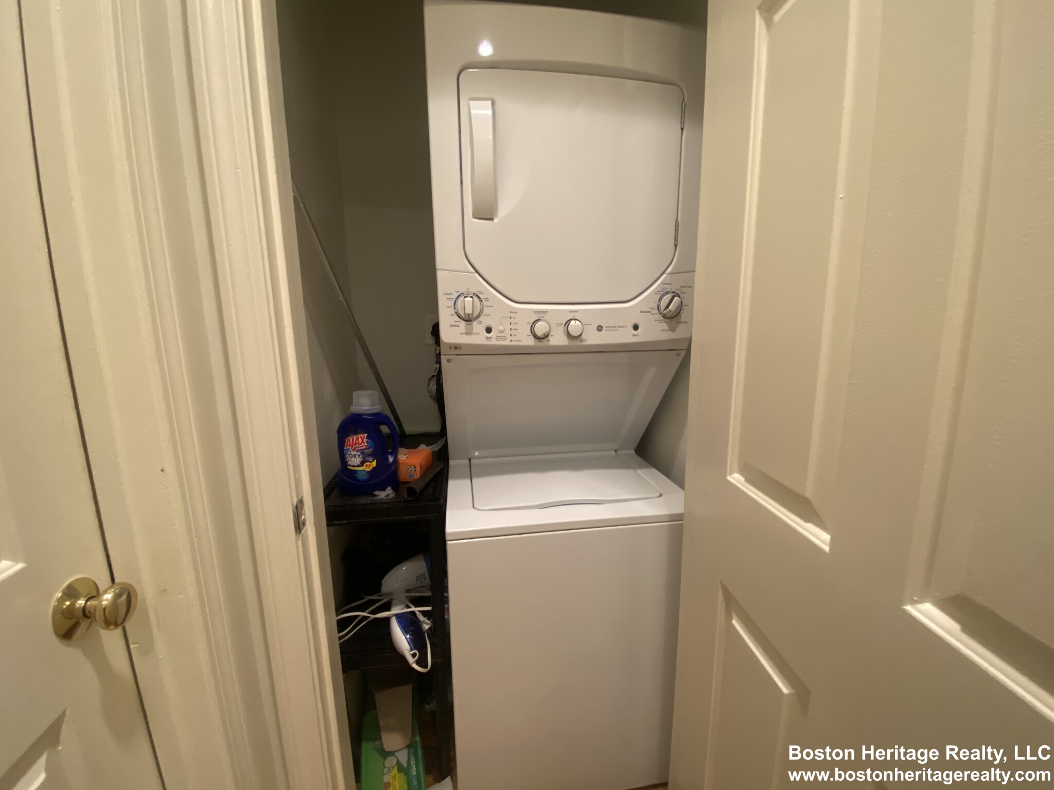 3 bed, 1 bath apartment for rent at 1675 Washington St Unit 3, South End — photo 8 of 8