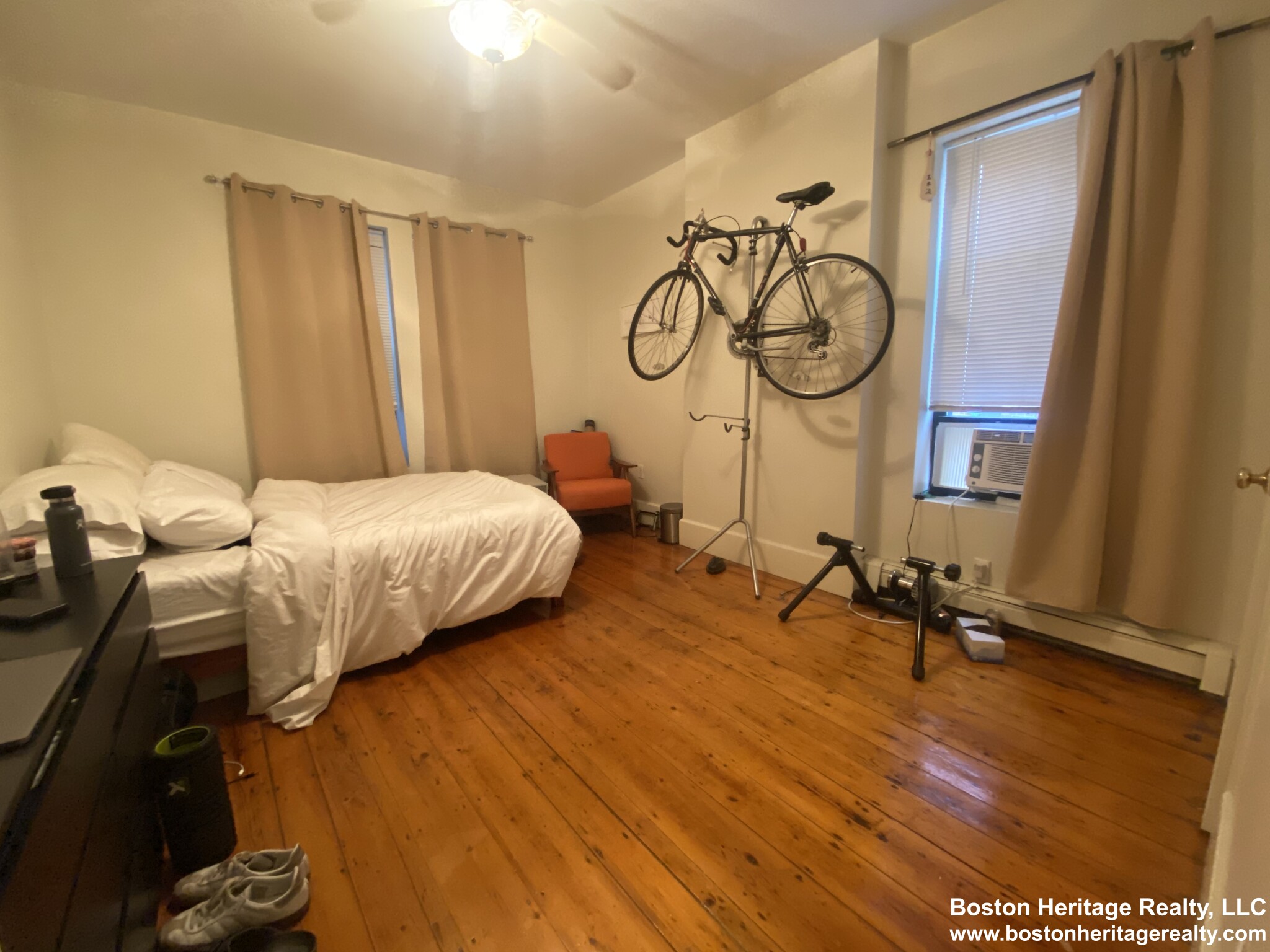3 bed, 1 bath apartment for rent at 1675 Washington St Unit 3, South End — photo 5 of 8