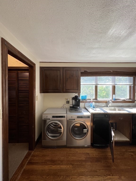 28 Wellesley St, Tufts University