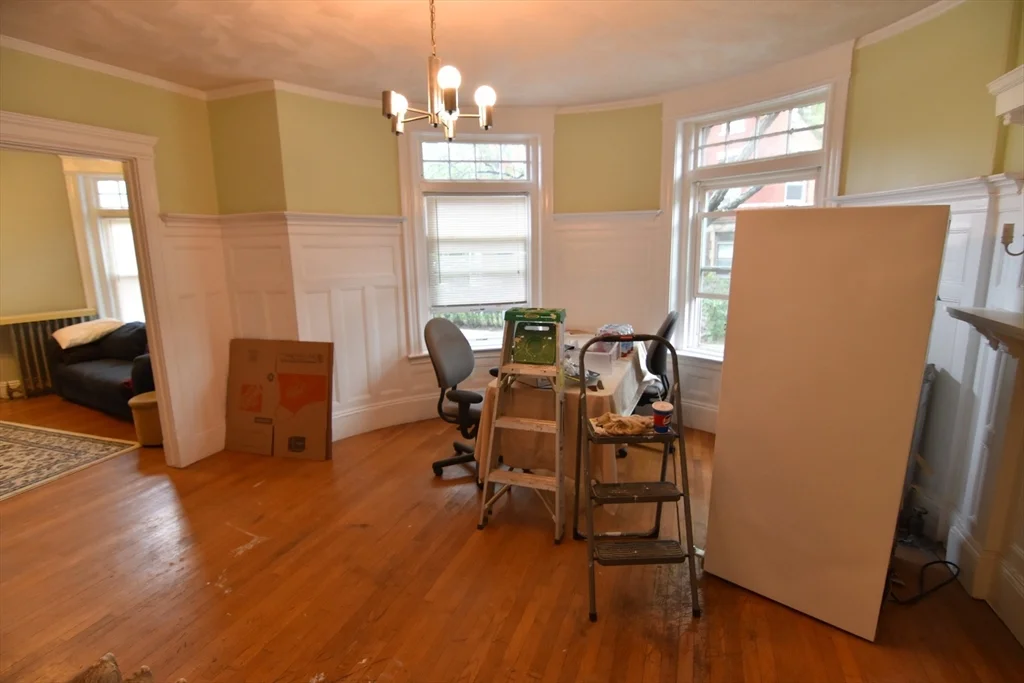 1887 Beacon, Brookline