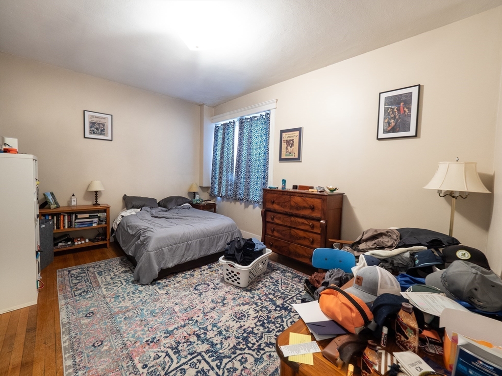 481 Boylston St, Brookline