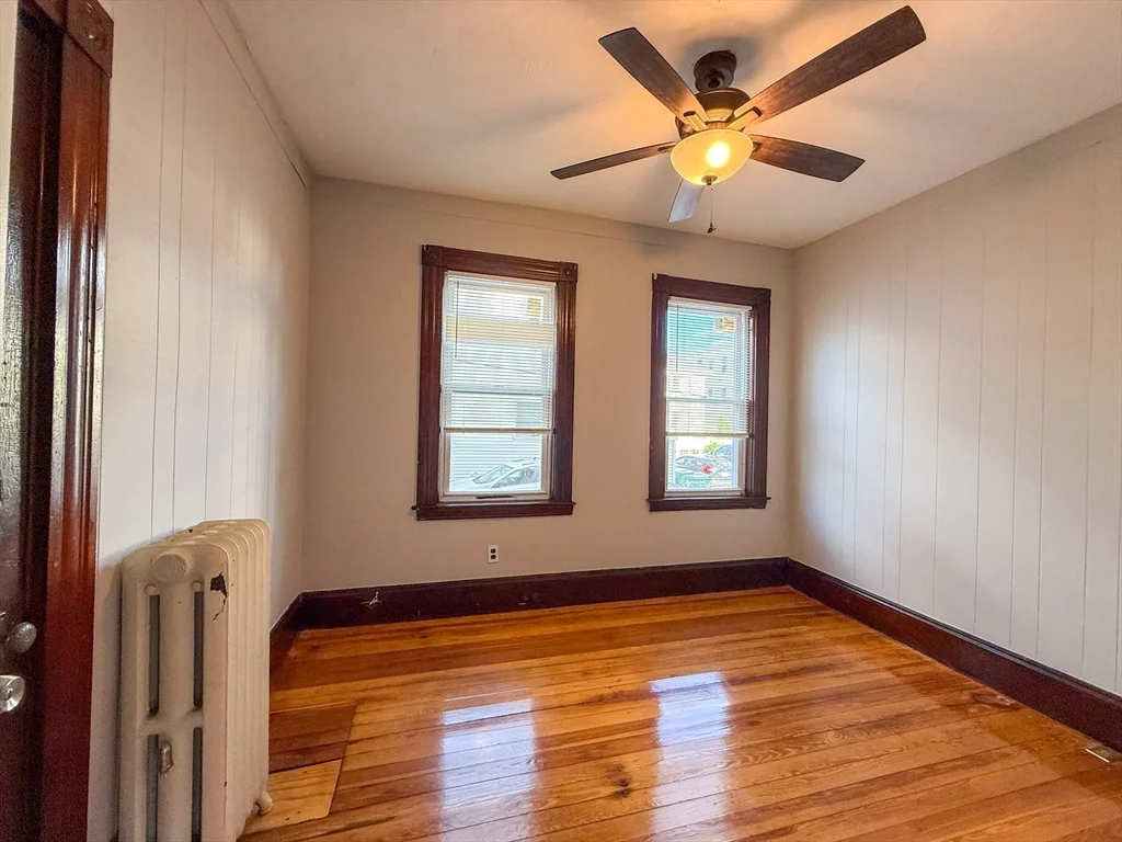 7 Lambert St, Medford