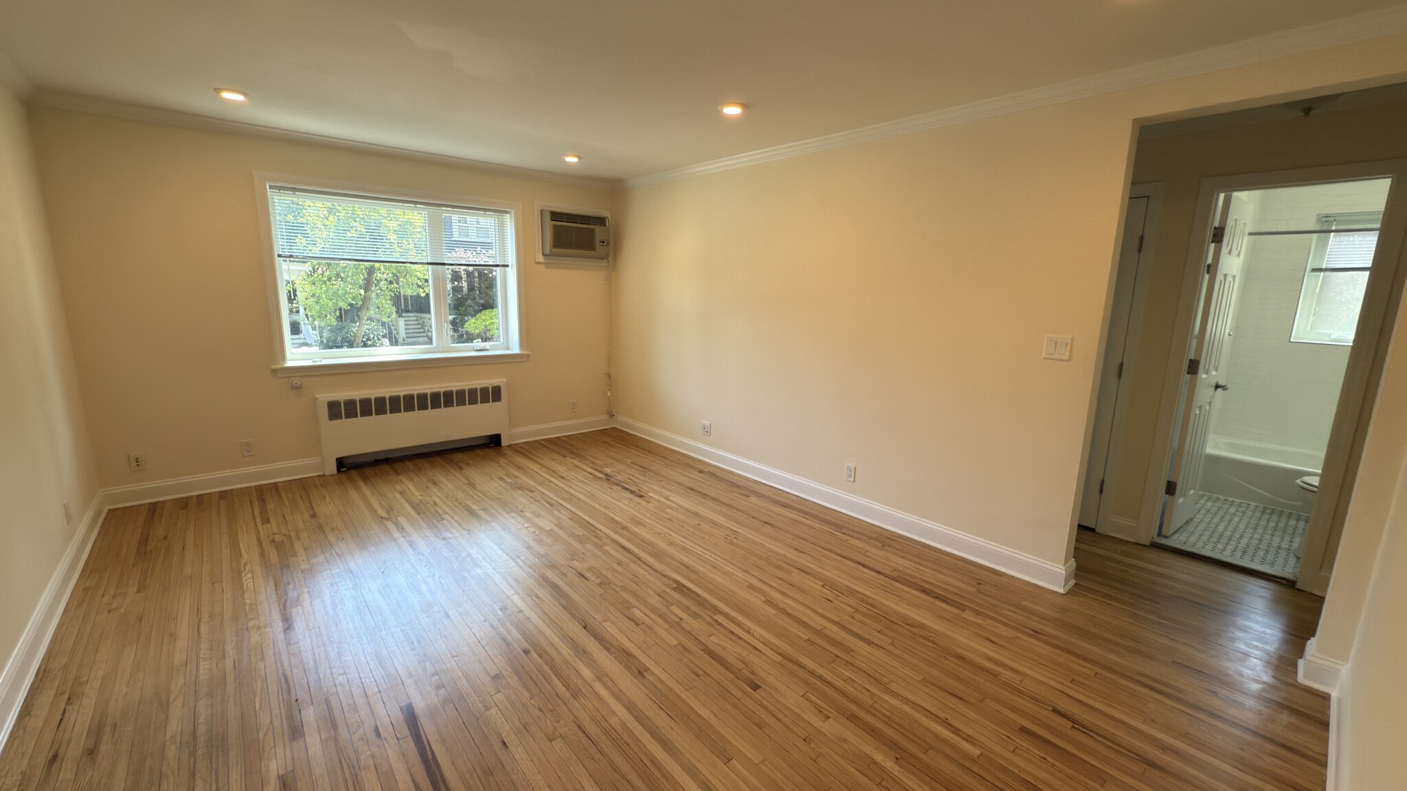 86 Saint Paul St, Coolidge Corner