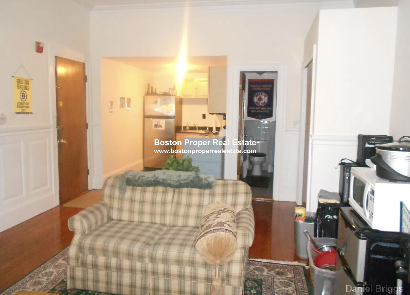 1071 Beacon St, Longwood