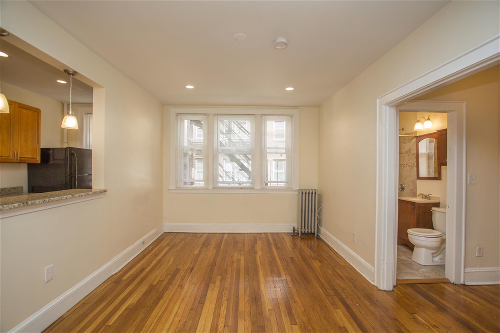 Studio bed, 1 bath apartment for rent at 123 Highland Ave Unit 21, Gilman Square — photo 3 of 6