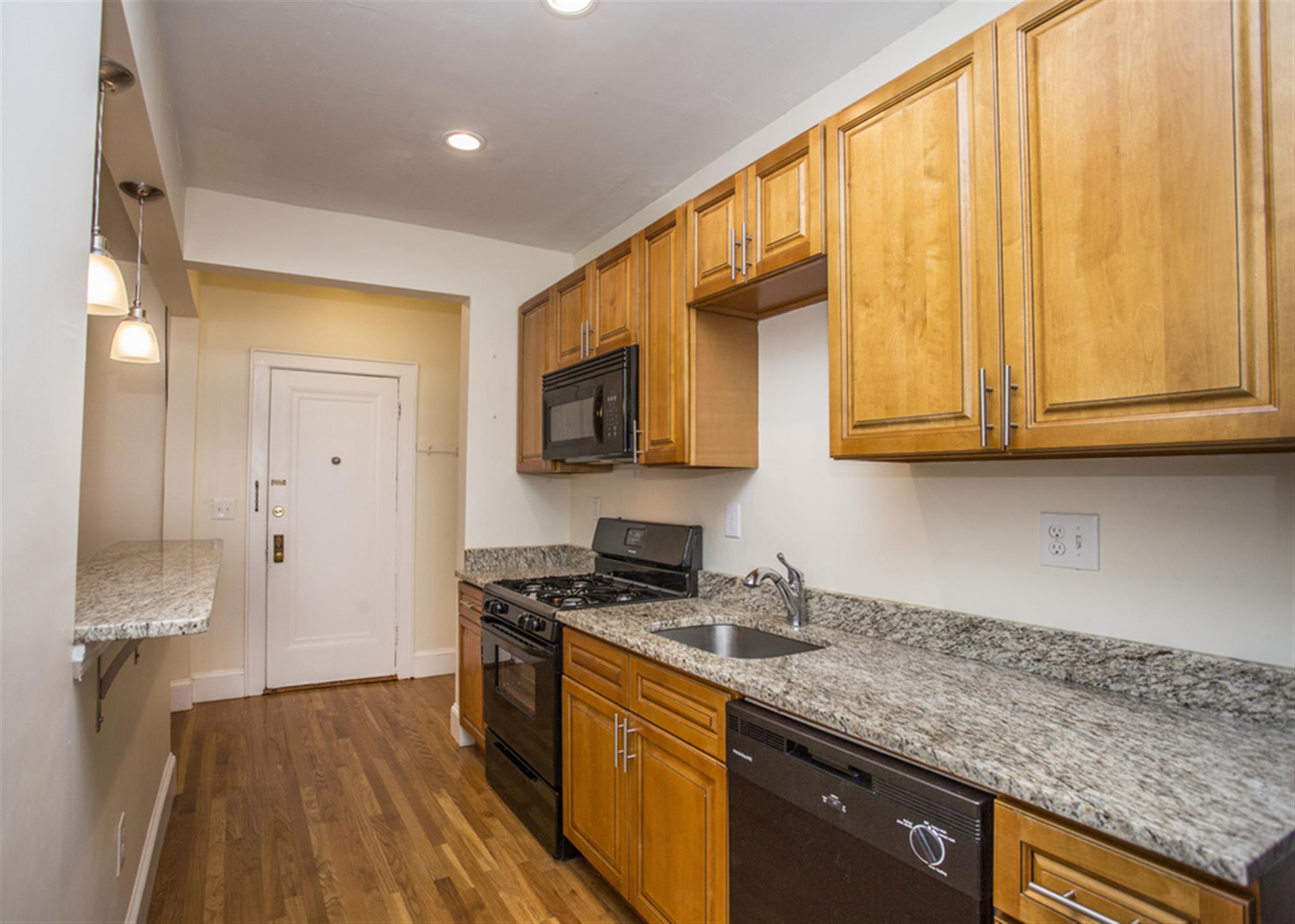 Studio bed, 1 bath apartment for rent at 123 Highland Ave Unit 21, Gilman Square — photo 2 of 6