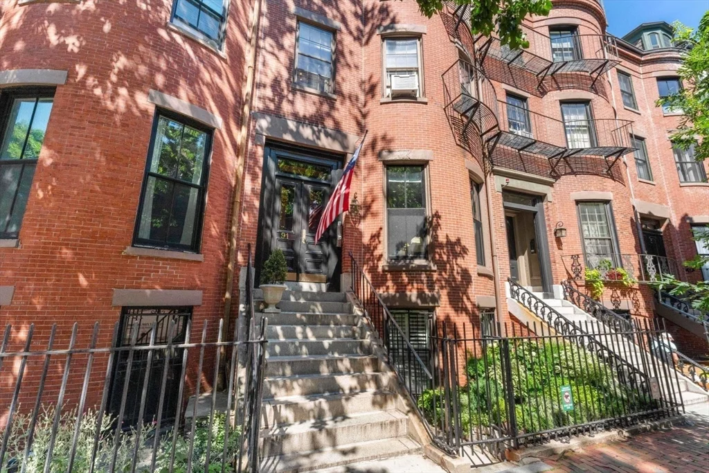 91 Waltham St, South End