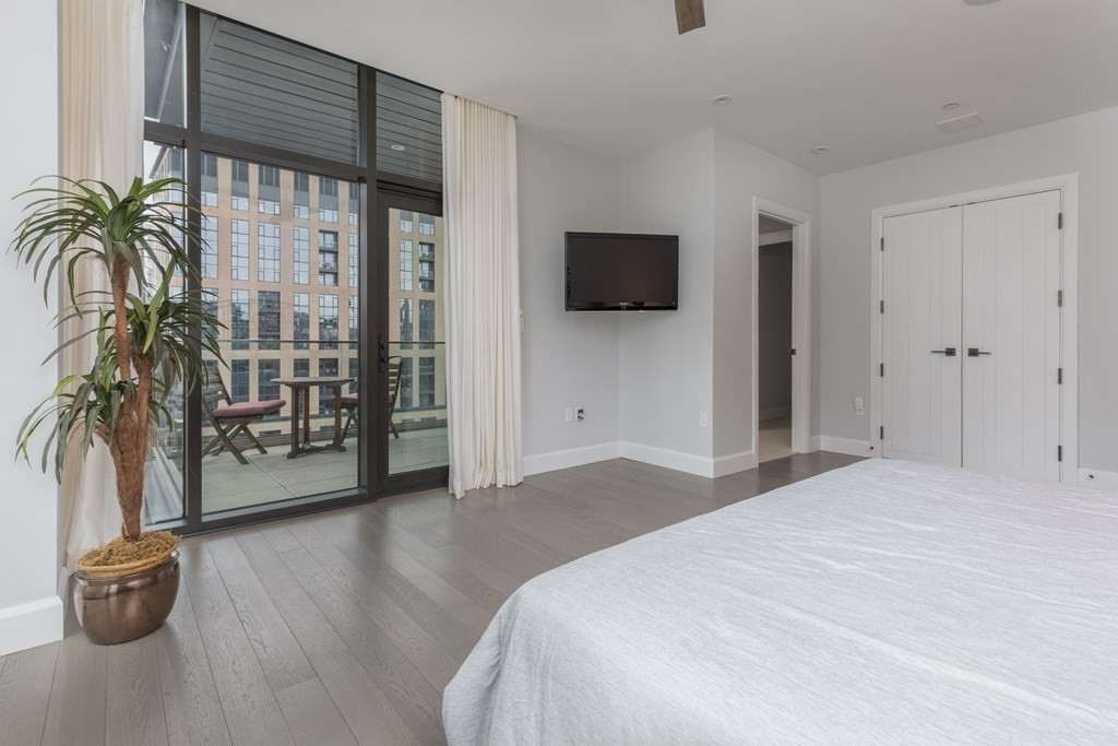 140 Shawmut Ave, South End