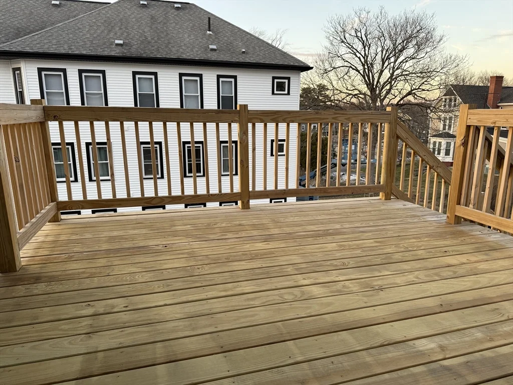 9 Whitcomb St, Webster