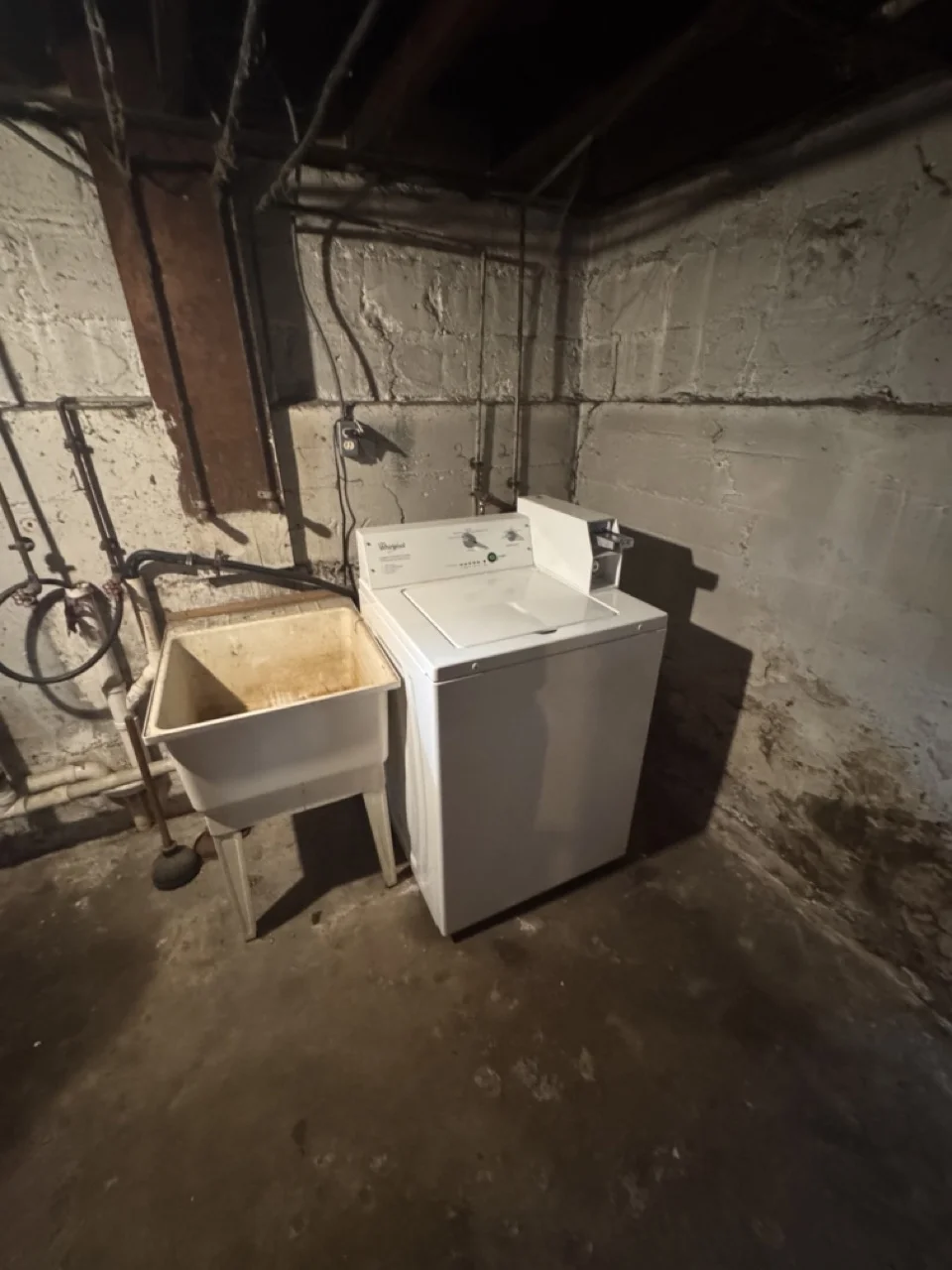 44 Wilson Ave, Belmont